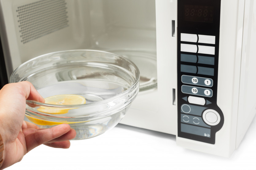 1679564218.1914microwave-oven-isolated-on-white.jpg